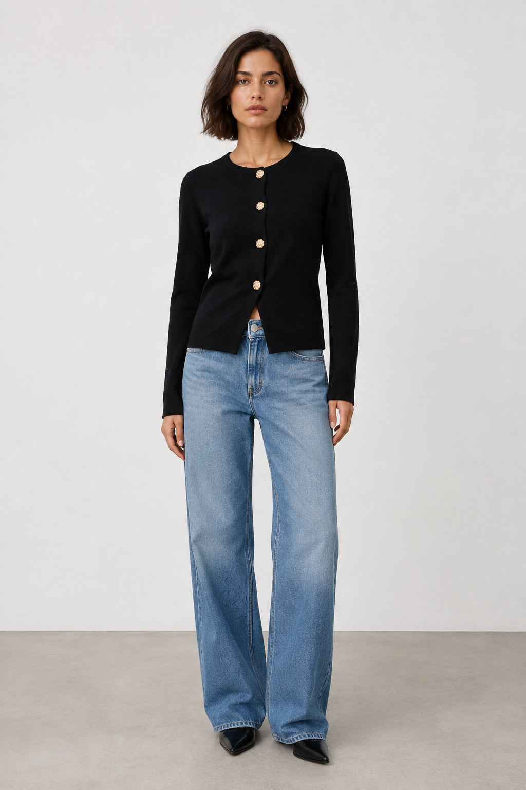 Cardigan in Maglia Morbida · Profili Dorati