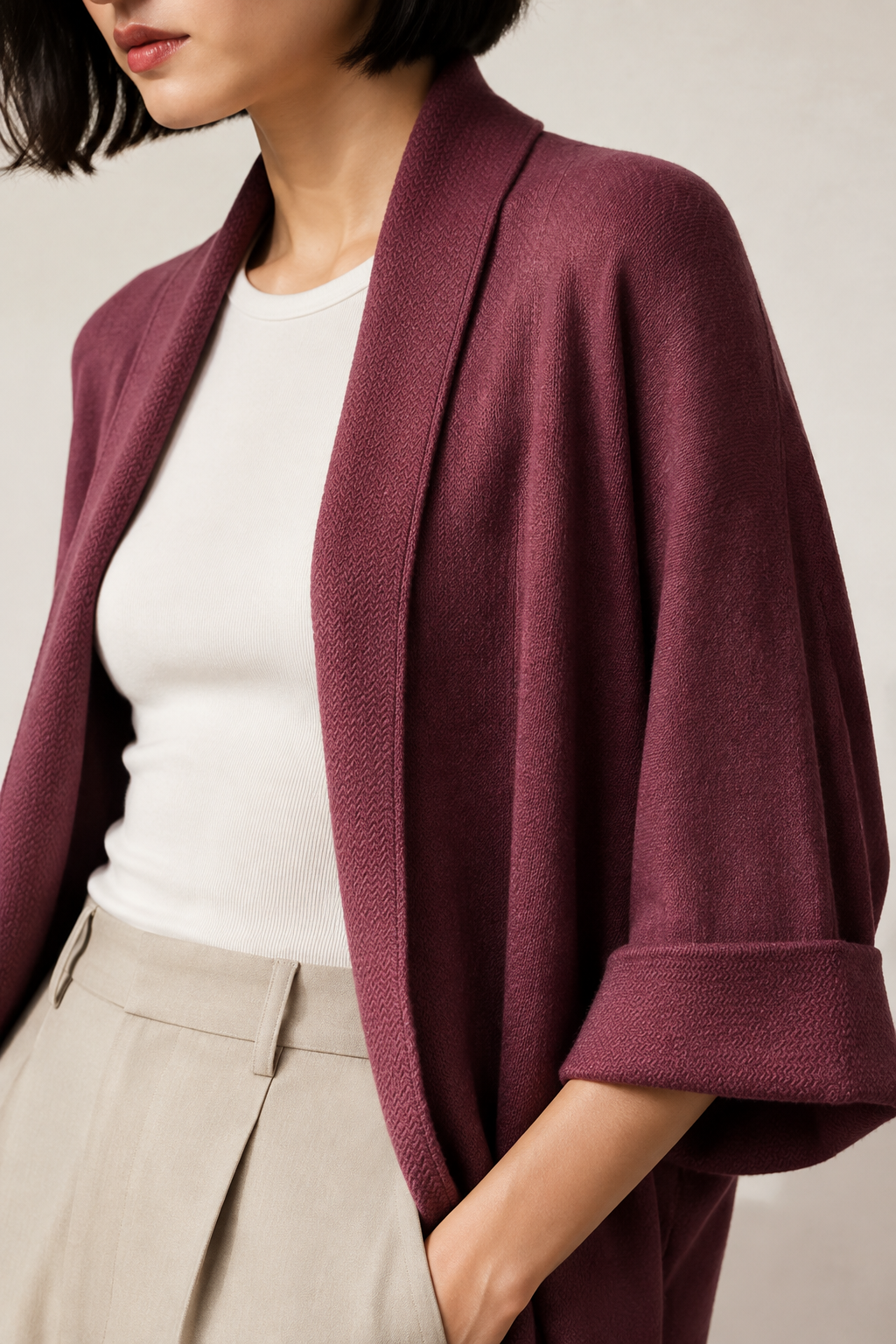 Shrug Aperto in Maglia Morbida