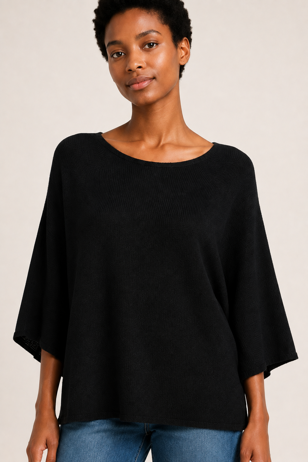 Maglia Oversize Nera con Maniche a Tre Quarti